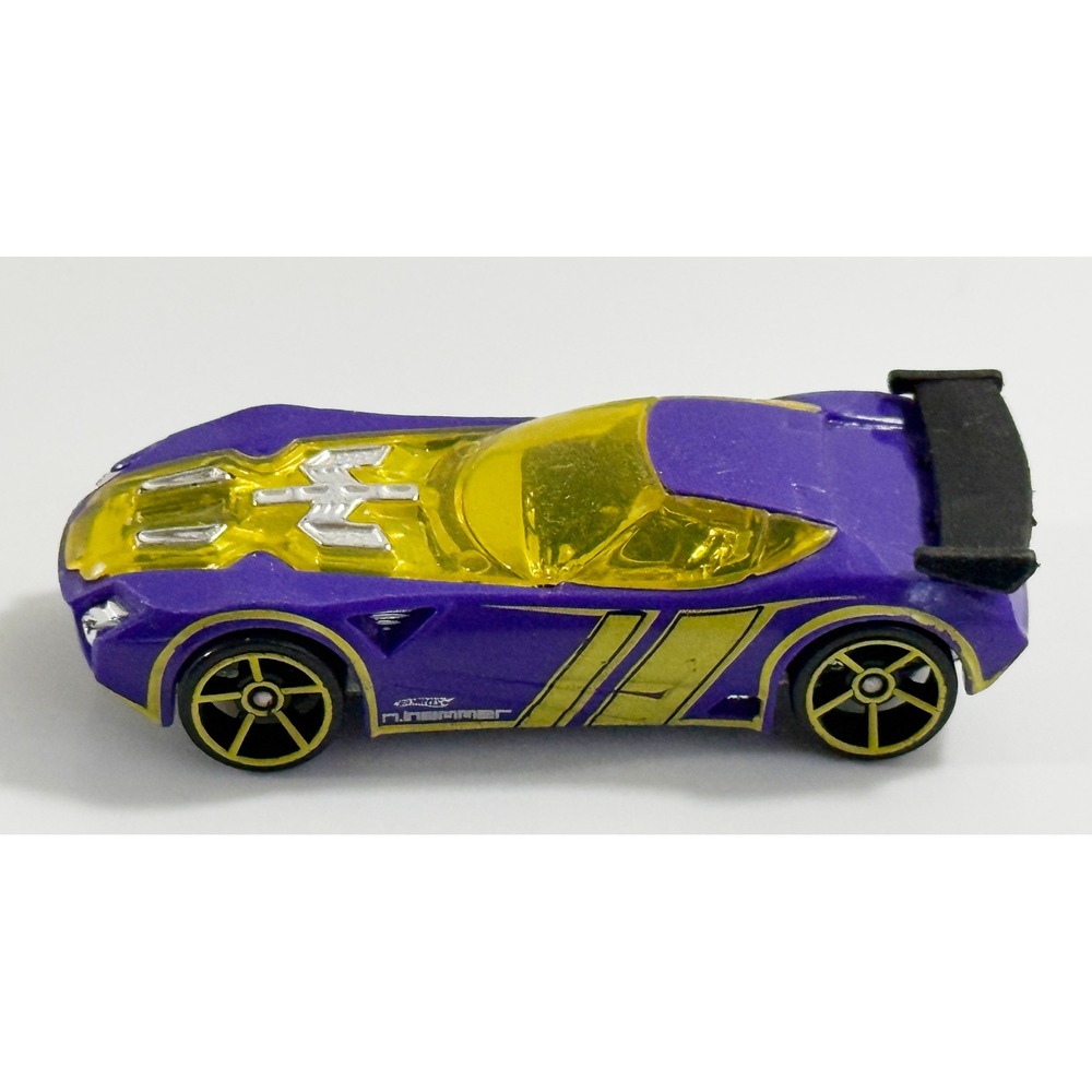 Hot Wheels Nerve Hammer Kids 1:64 Purple Gold Thrill Racers Die-Cast Car